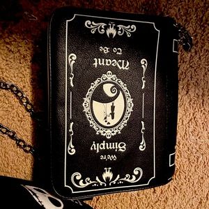 Nightmare before Christmas lounge fly shoulder bag